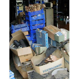 Schraube für Stoßdämpferbefestigung